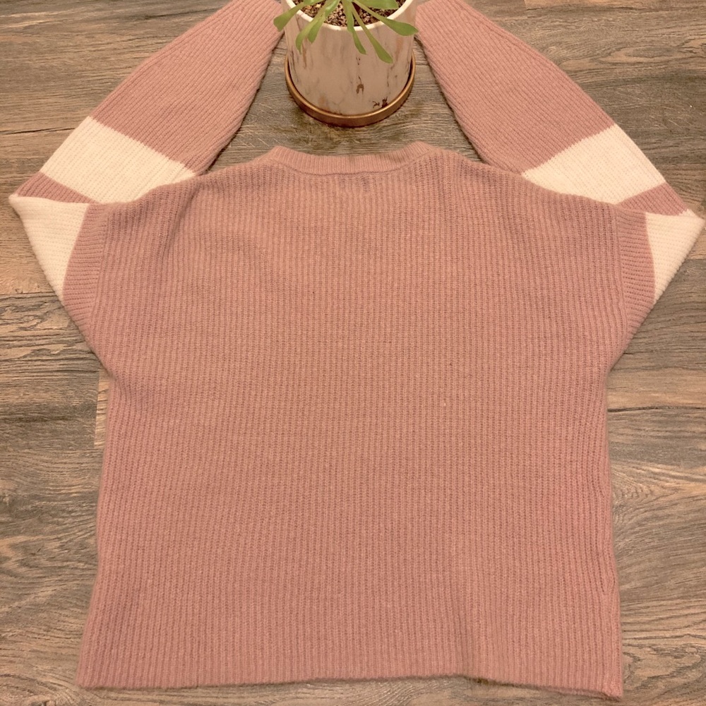 Sweater - Picture 3 of 4